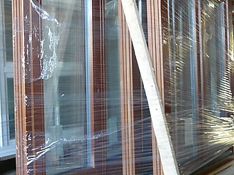 Plastová okna a dveře skladem